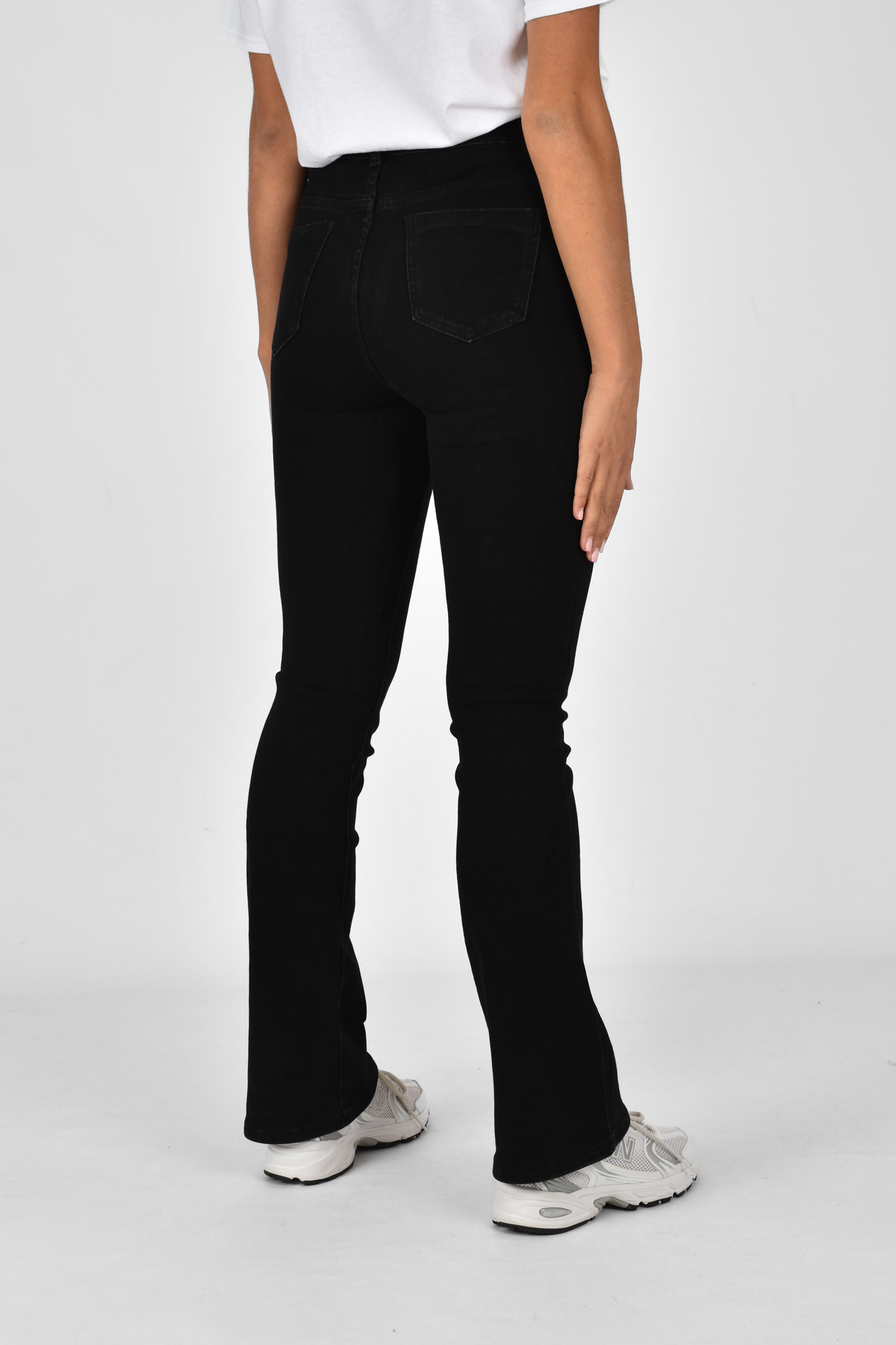 Loena flared jeans black