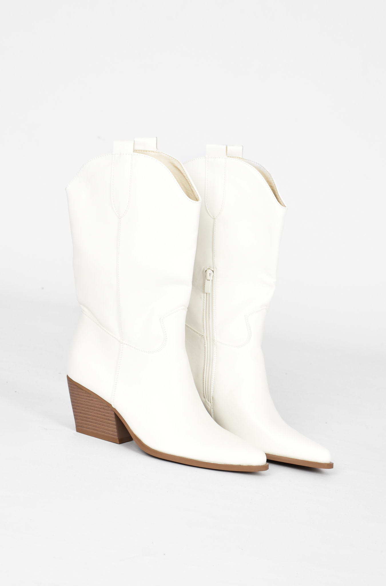 Rosanne boots white