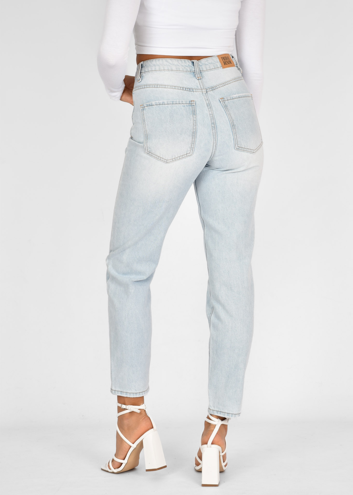 Mom jeans lichtblauw