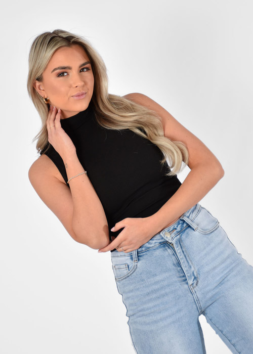 Molly top zwart