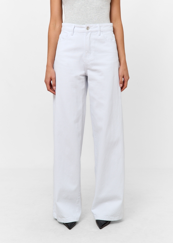 Wide leg classic jeans