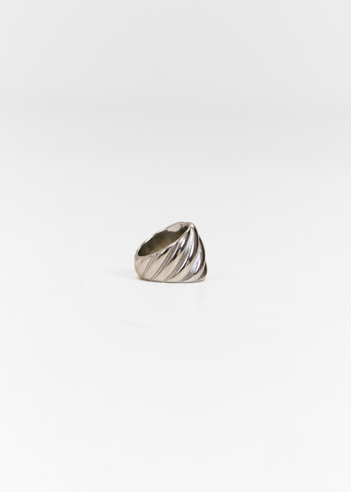 Lynn ring