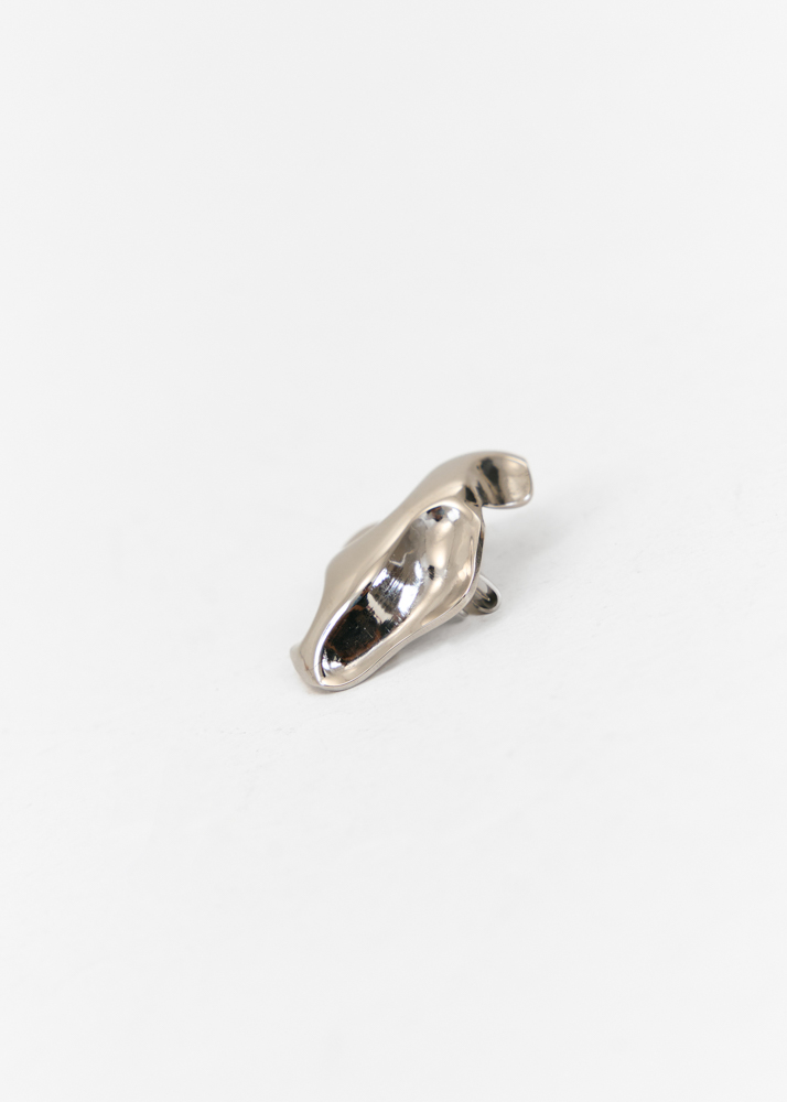 Lola broche