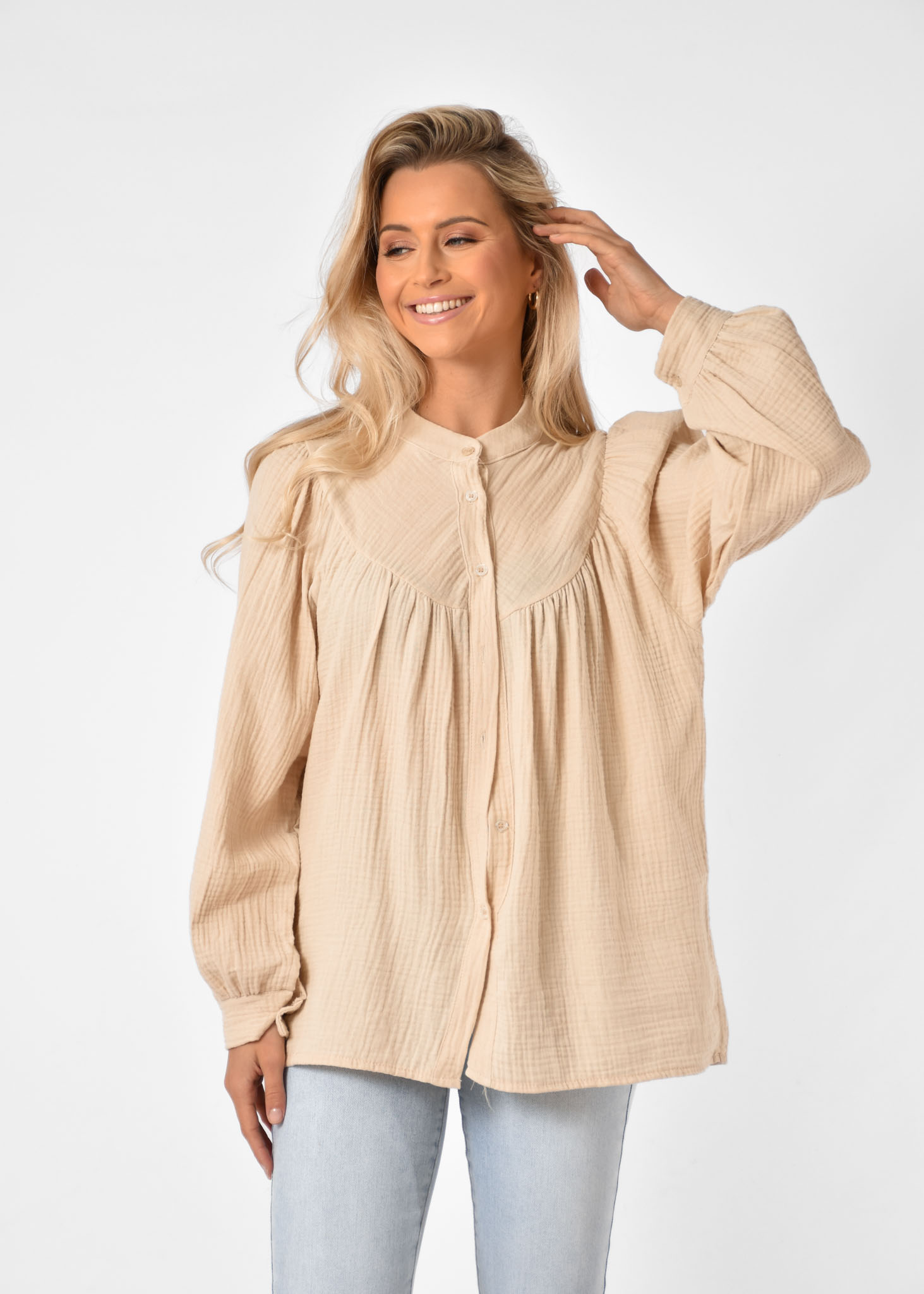 Nienke blouse beige