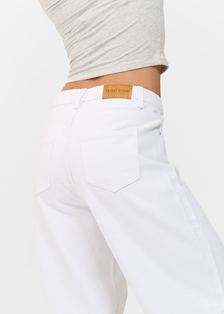 Loose fit jeans