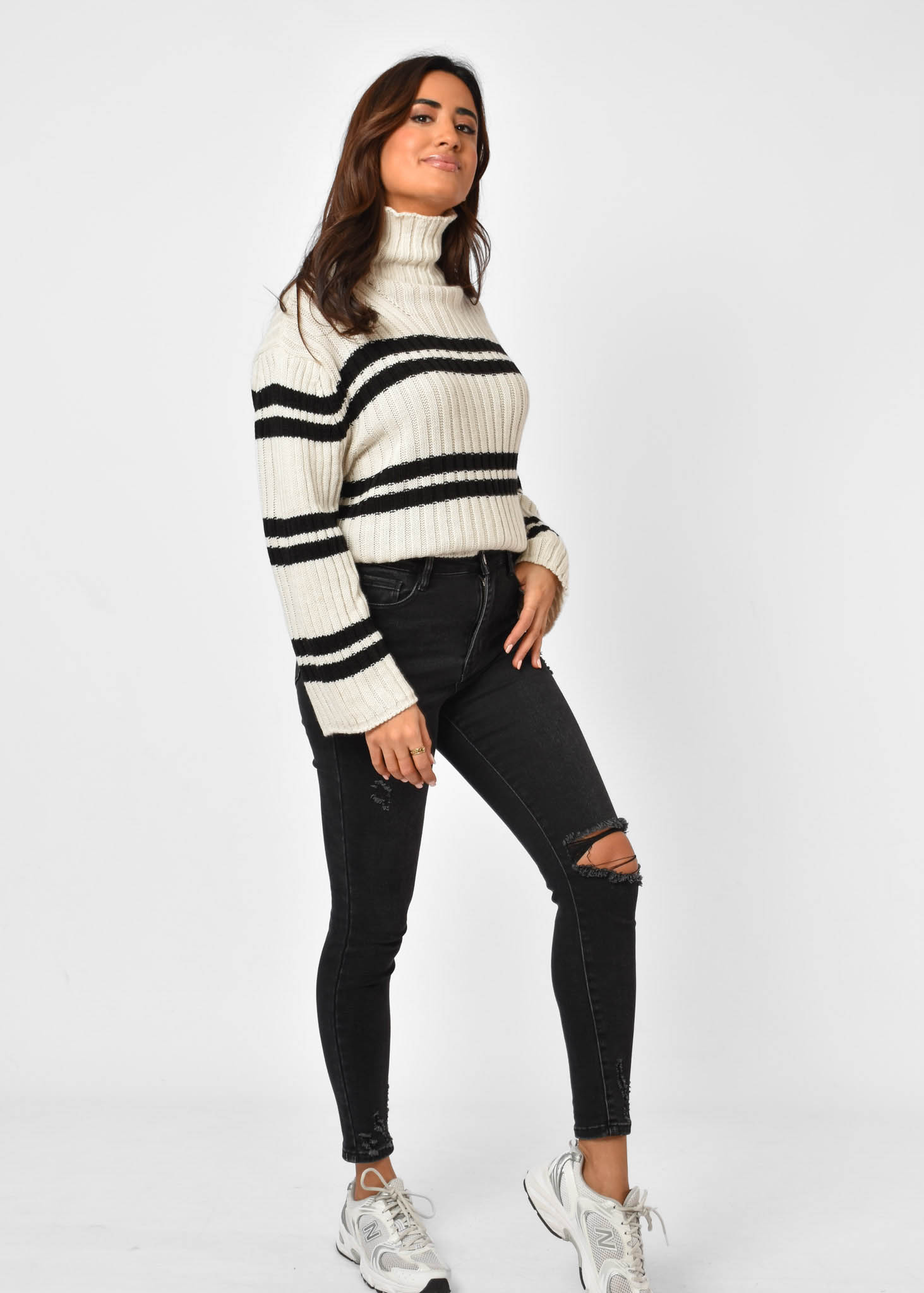 Laura trui beige 