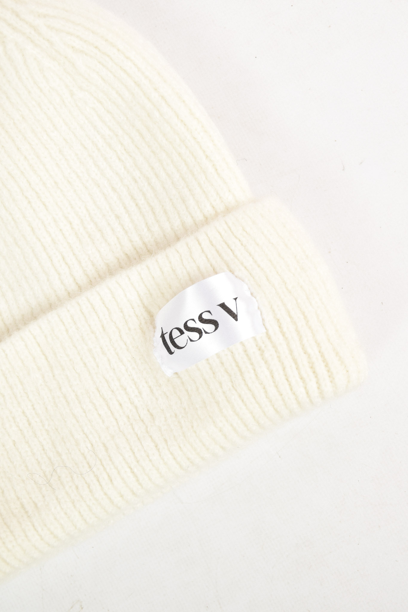 Tess v muts wit