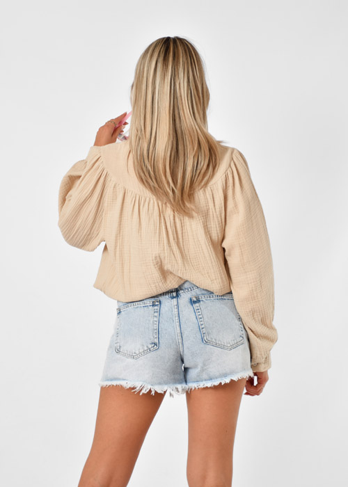 Nienke blouse beige
