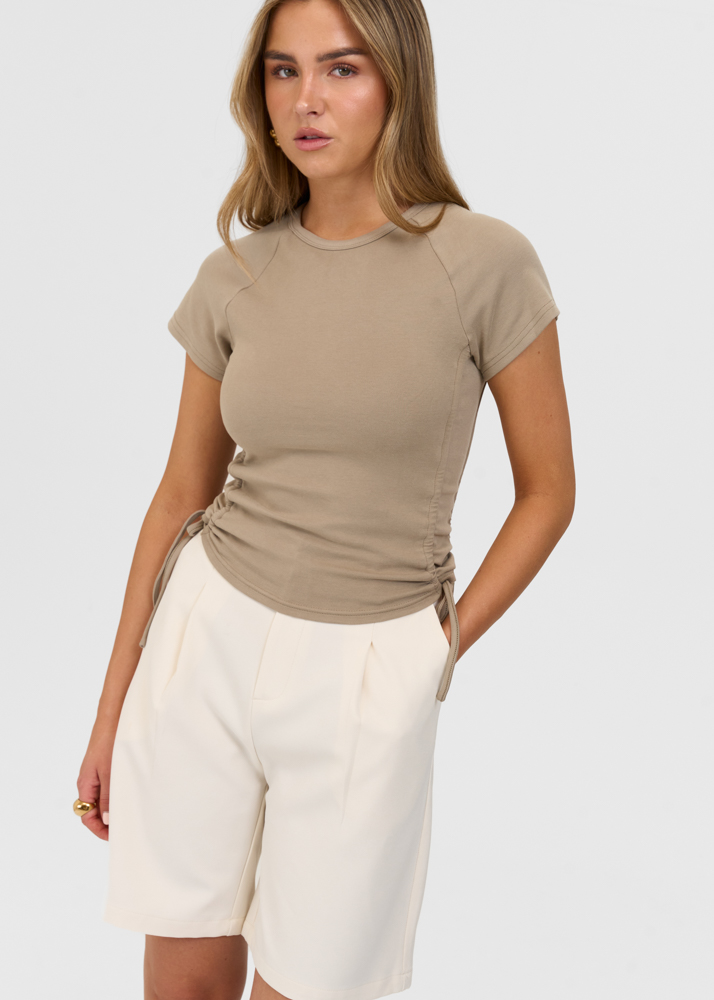Hannah t-shirt