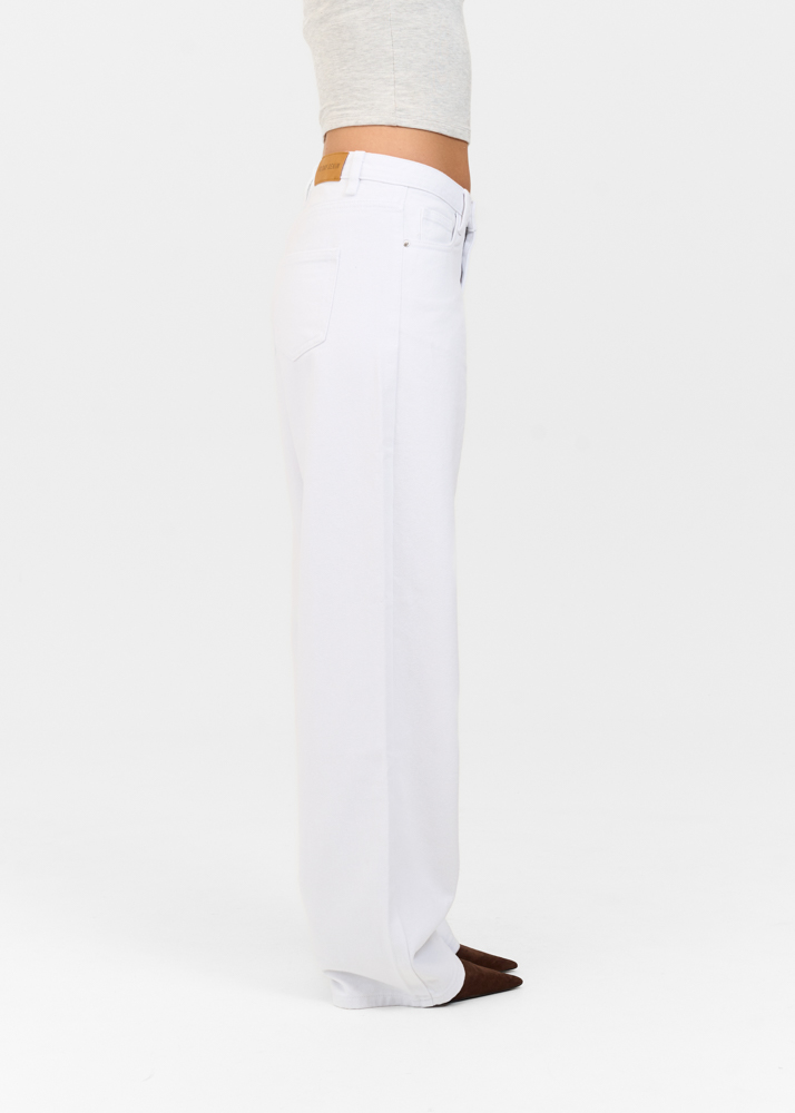 Loose fit jeans