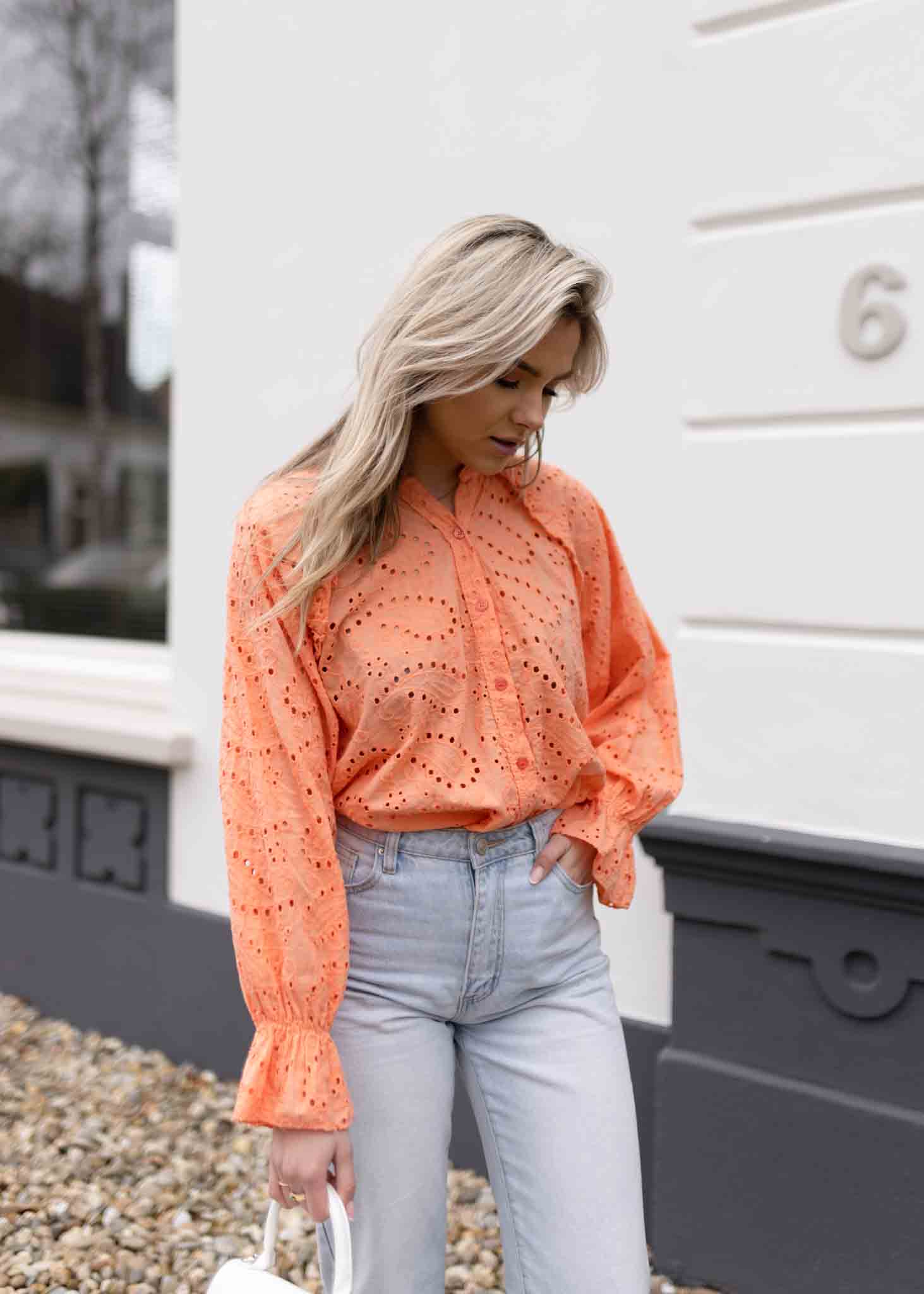 lastig Maori beroerte Broderie blouse oranje | Dames blouses | tess v