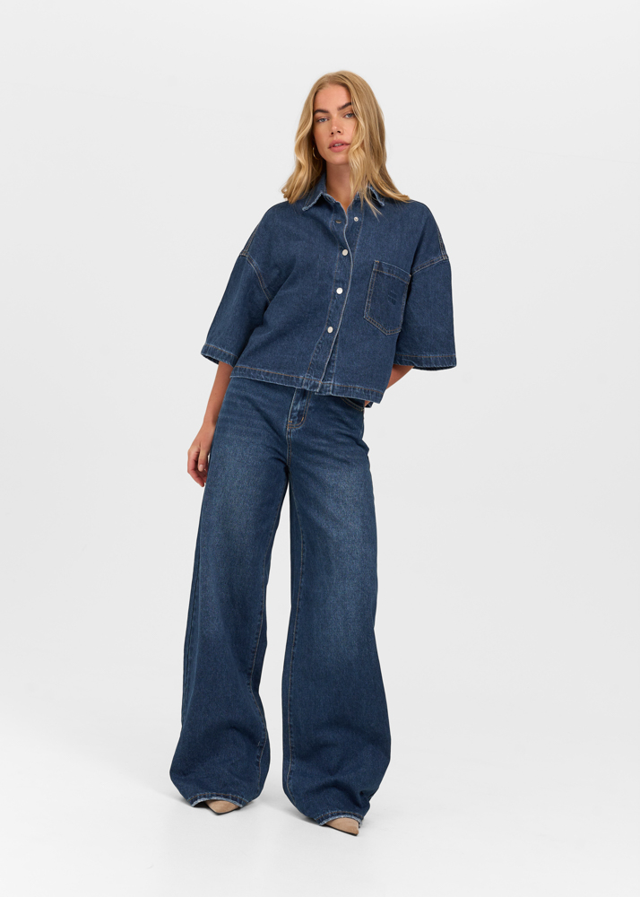 Wide leg classic jeans