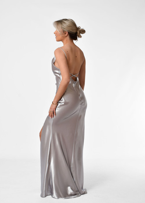 Indy satin jurk zilver