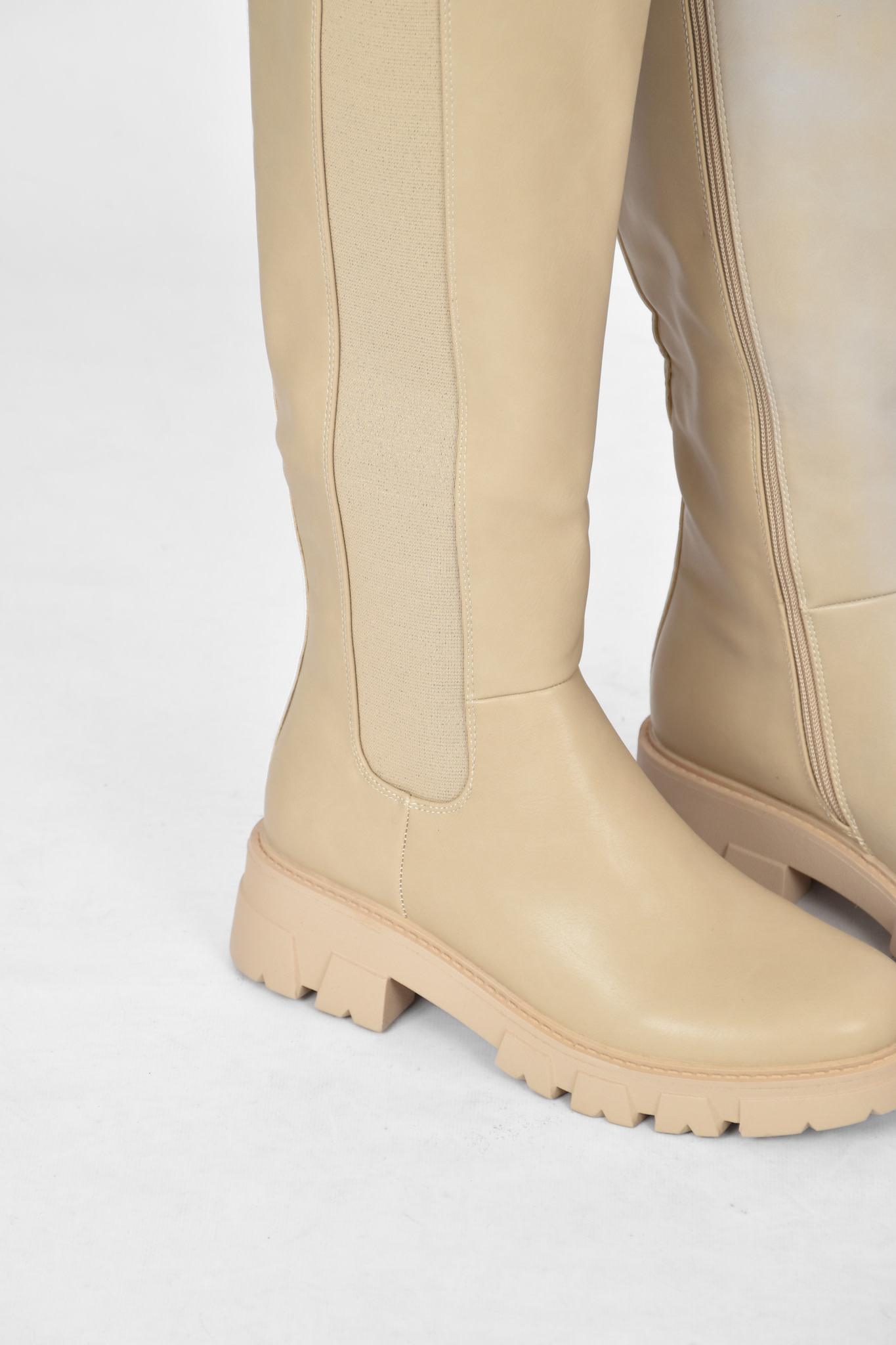 Stormi boots beige