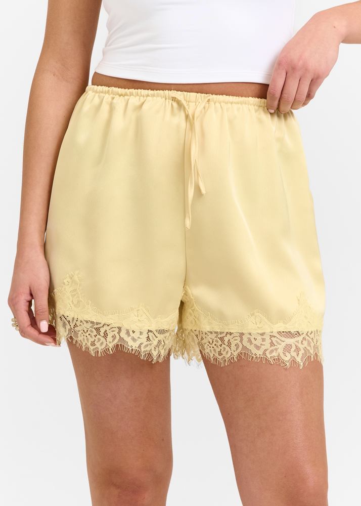 Ivy short