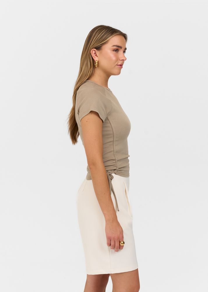 Hannah t-shirt