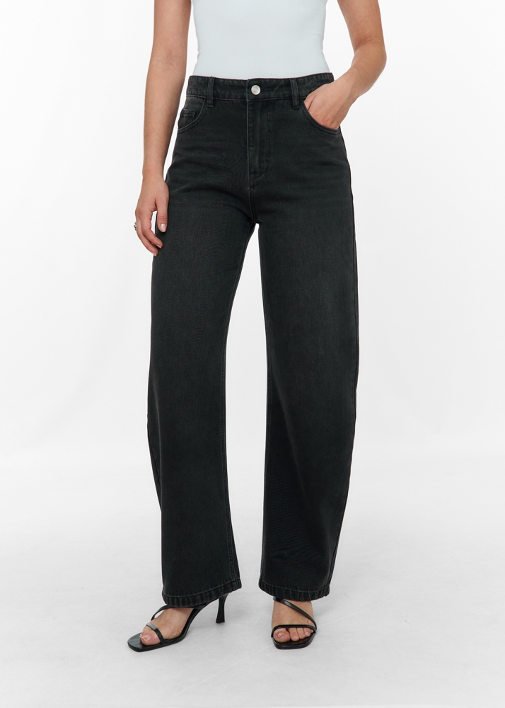 Balloon jeans