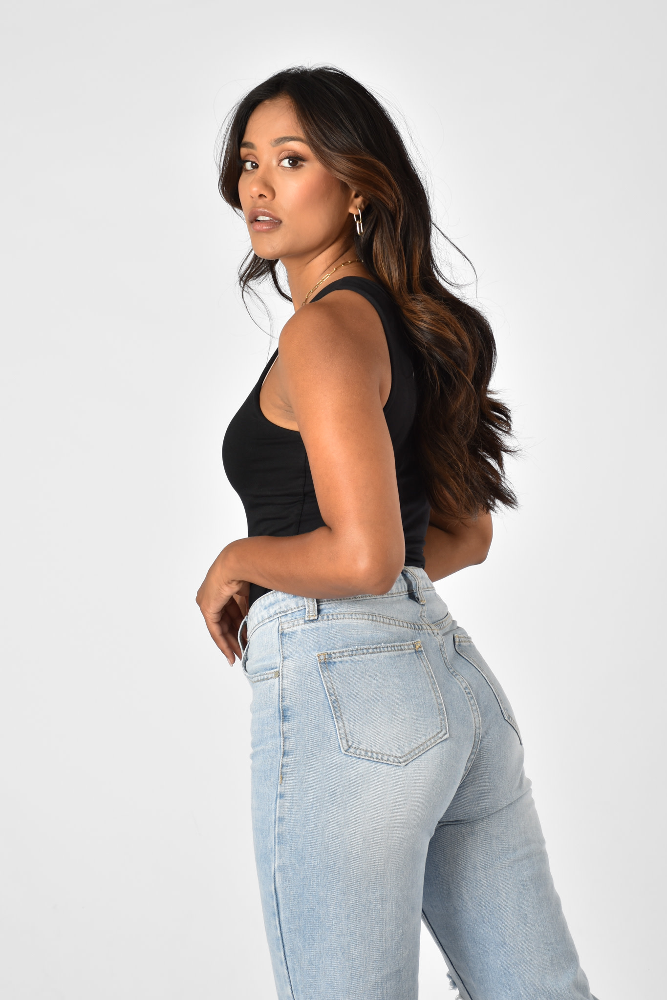 Essential body black