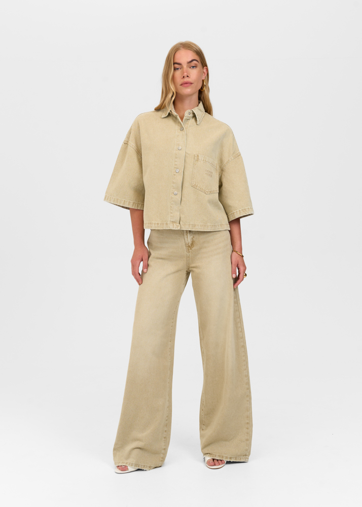 Wide leg classic jeans