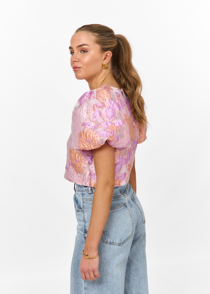 Yara top