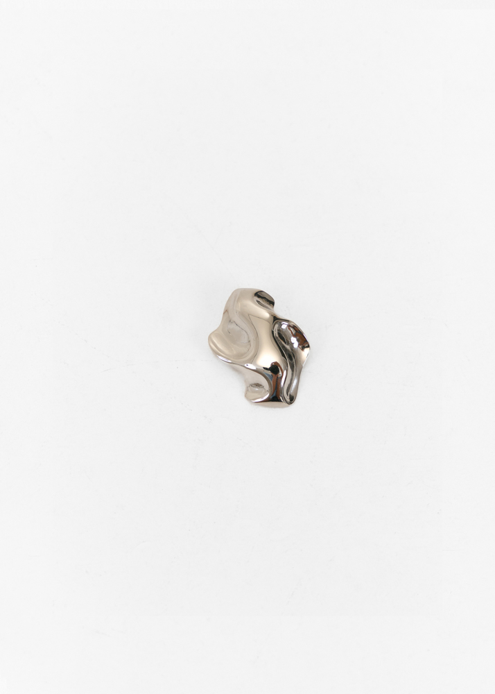 Lola broche