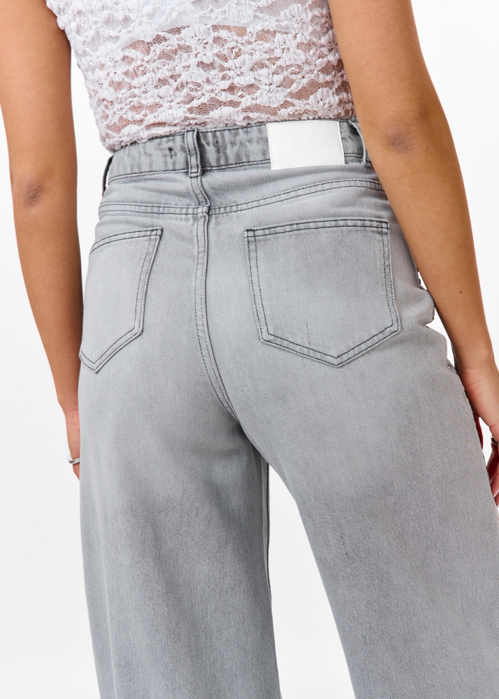 Gilia studs jeans