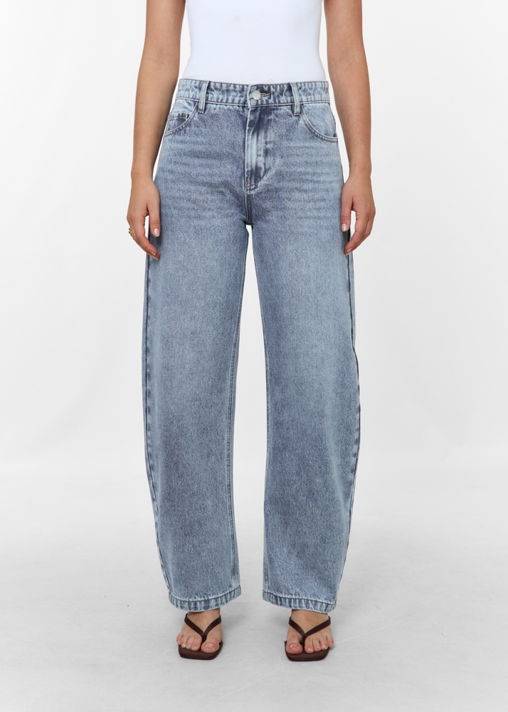 Balloon jeans