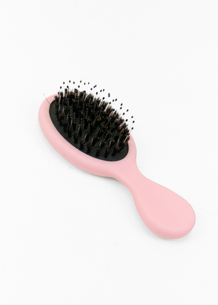 Tess v mini borstel