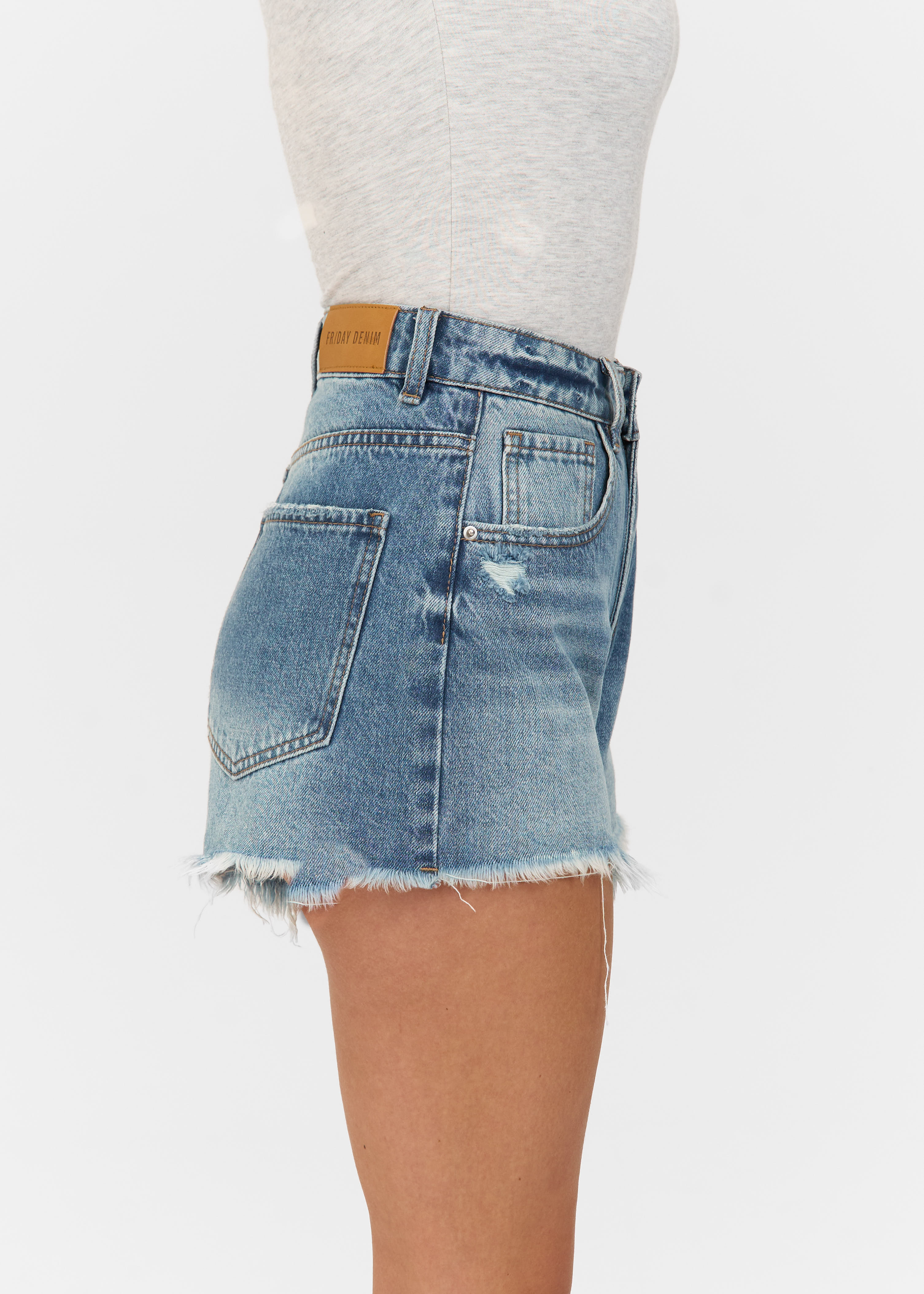 Boyfriend short