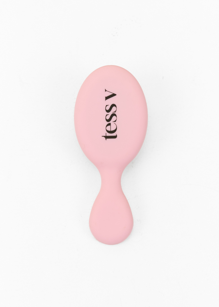 Tess v mini borstel