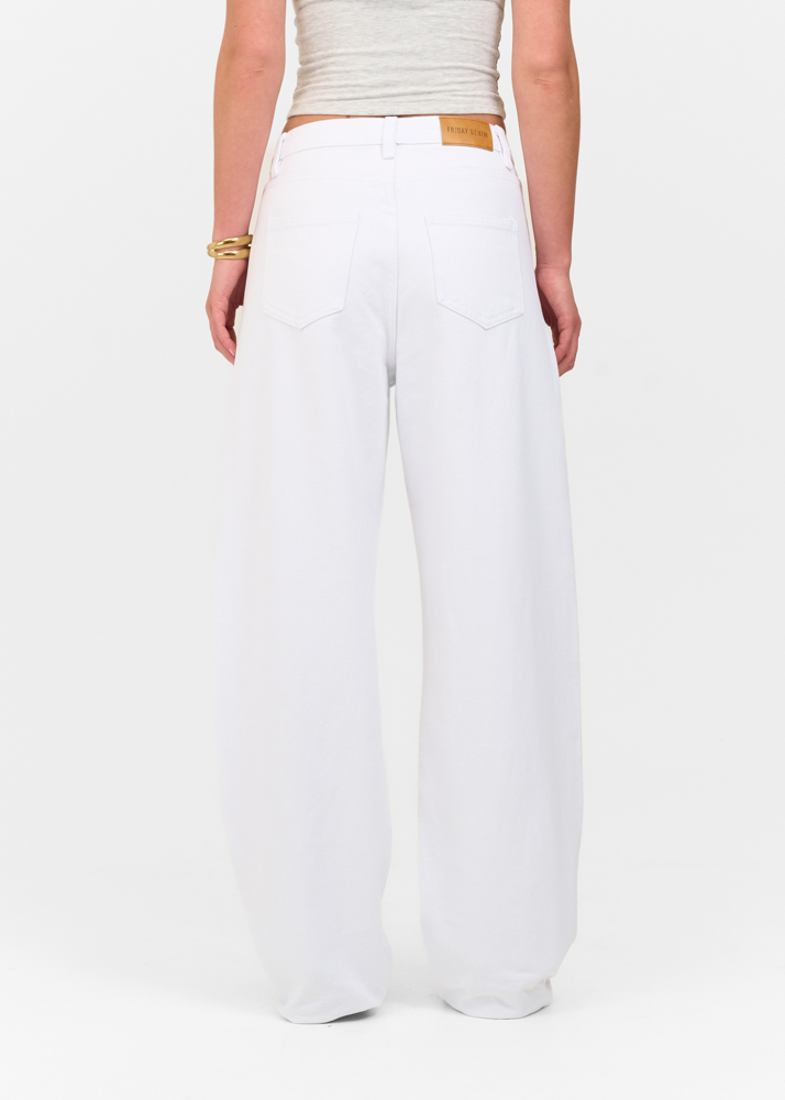 Loose fit jeans