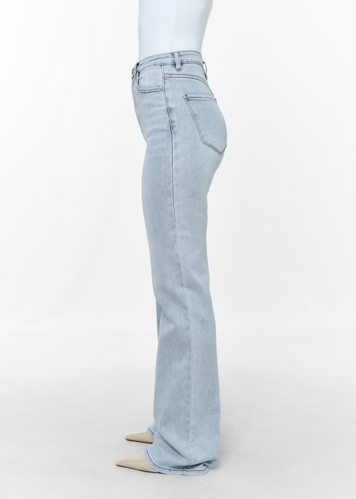 Straight leg clean stretch jeans