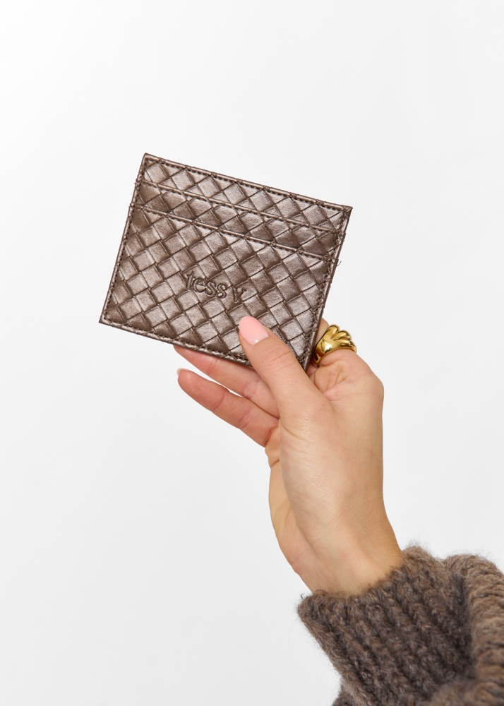 Tess V cardholder