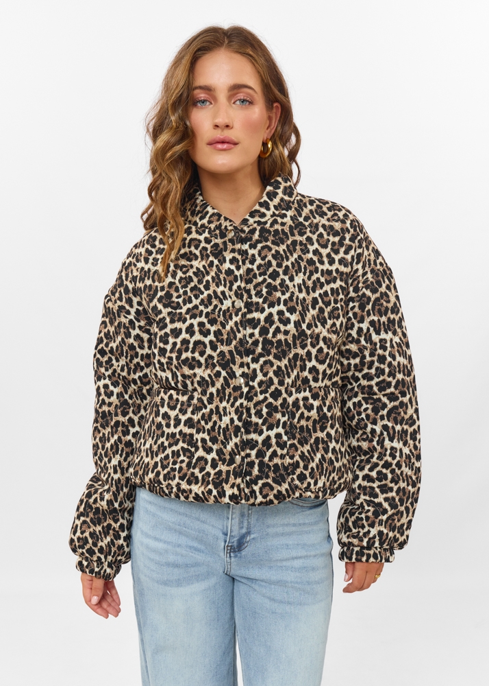Lara jasje leopard
