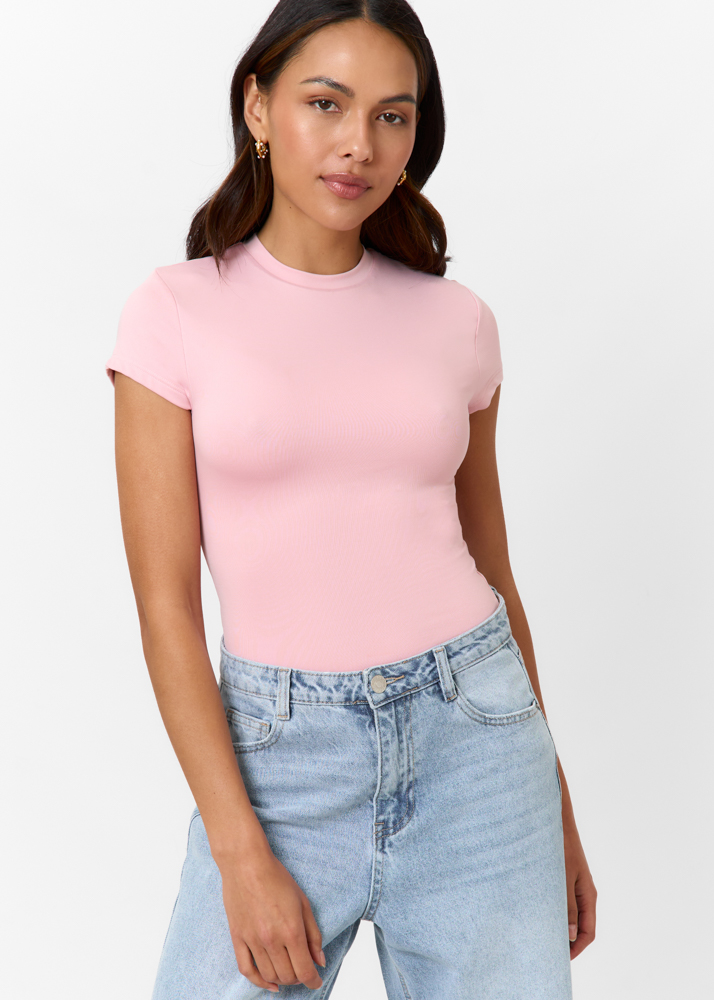 Tee