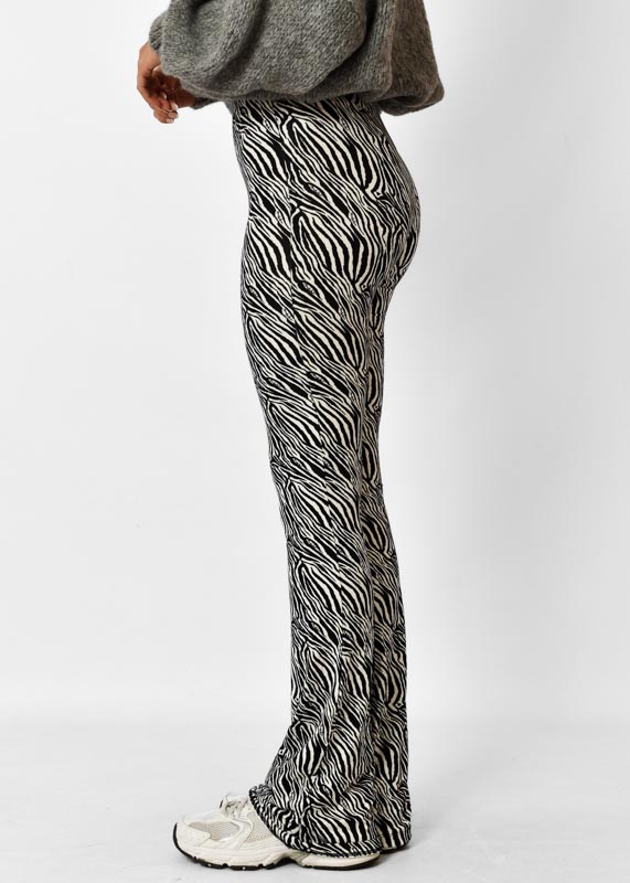 Lies flared zebra zwart