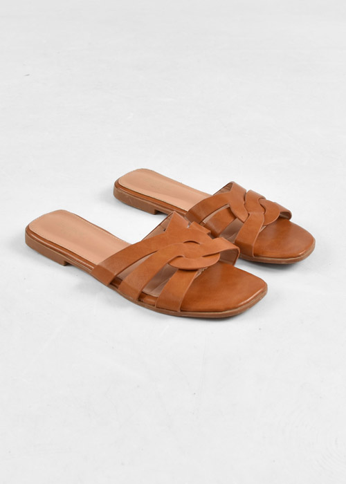 Lola slippers camel