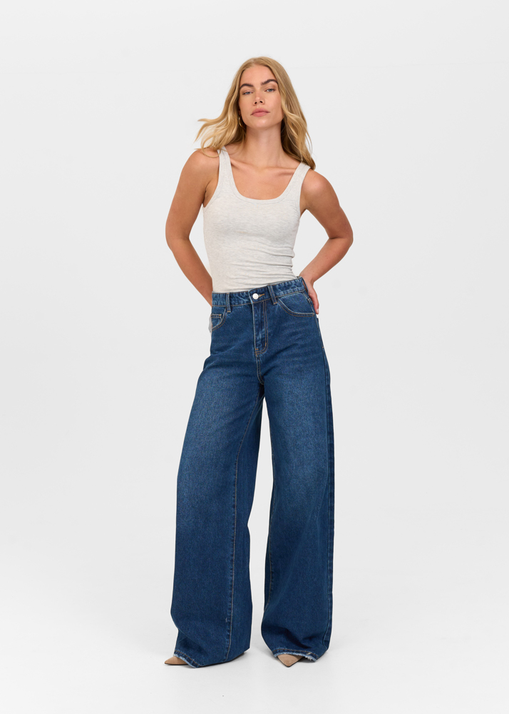 Wide leg classic jeans