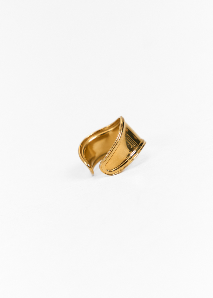 Mona ring
