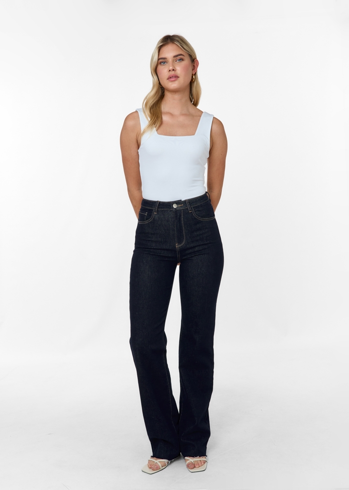 Straight leg stretch jeans