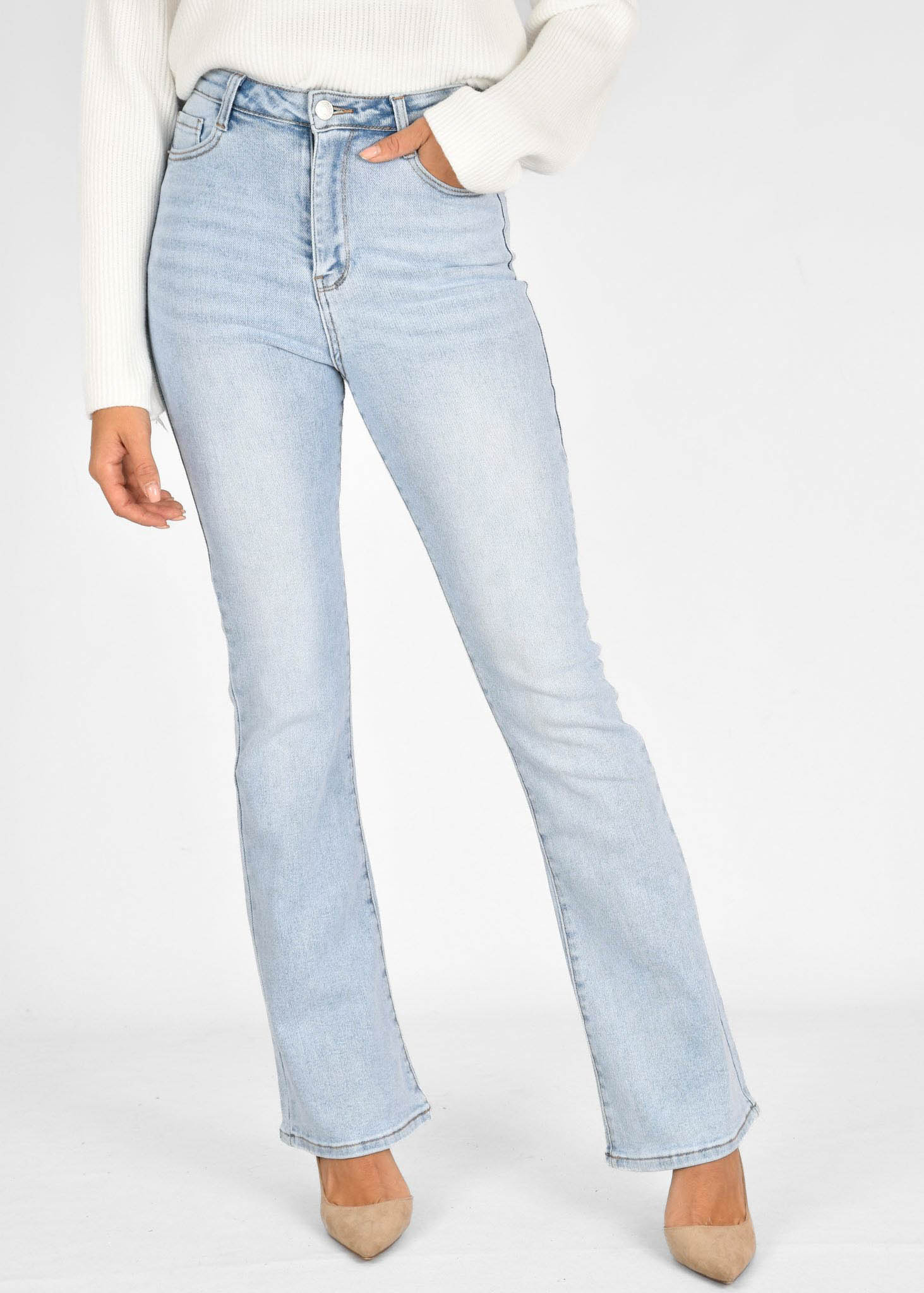 Clip vlinder droom Herenhuis Lichtblauwe flared jeans | Jeans | tess v