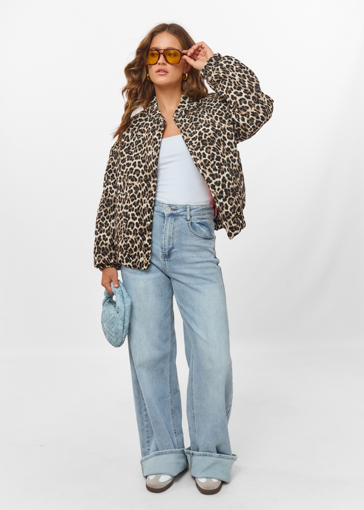 Lara jasje leopard