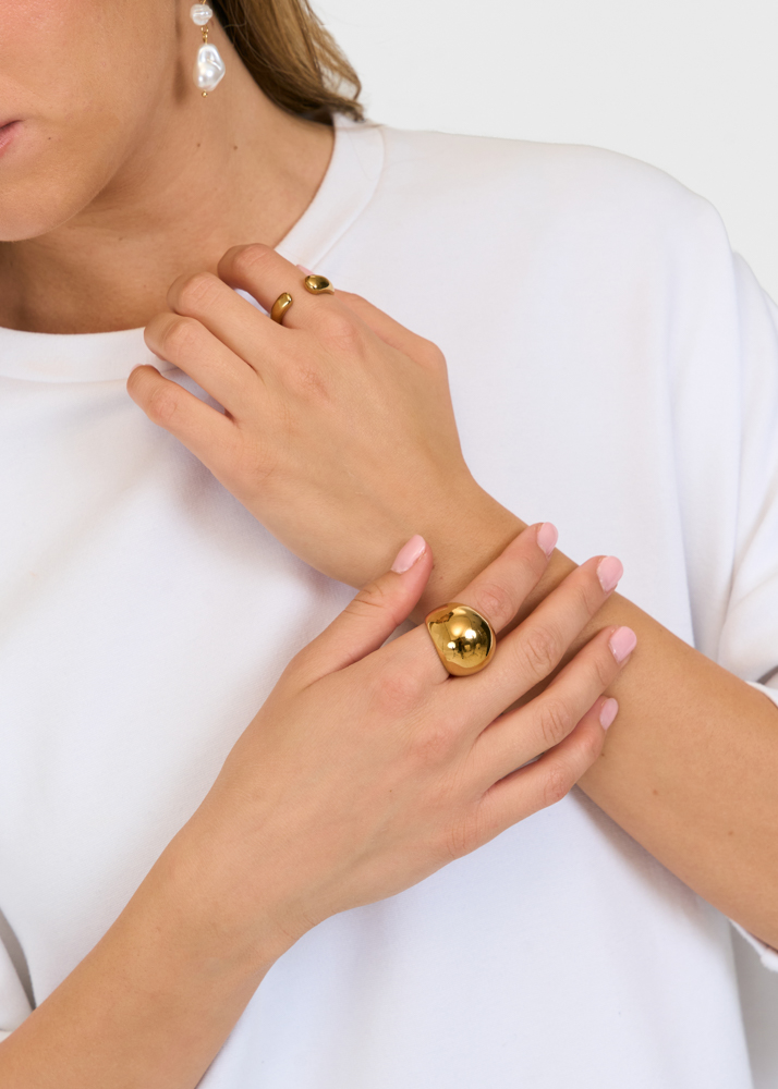 Gina ring