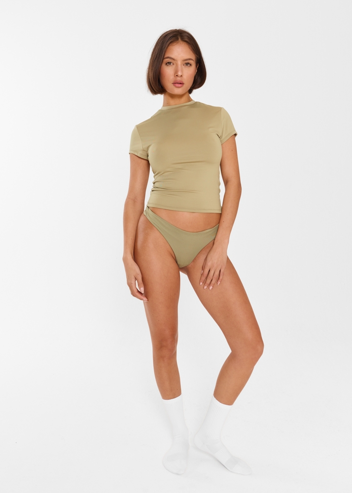 Tee