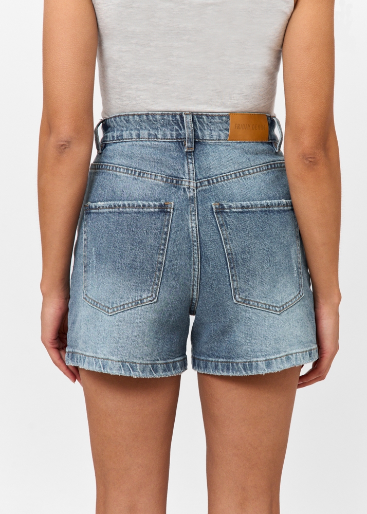 Relaxed short
