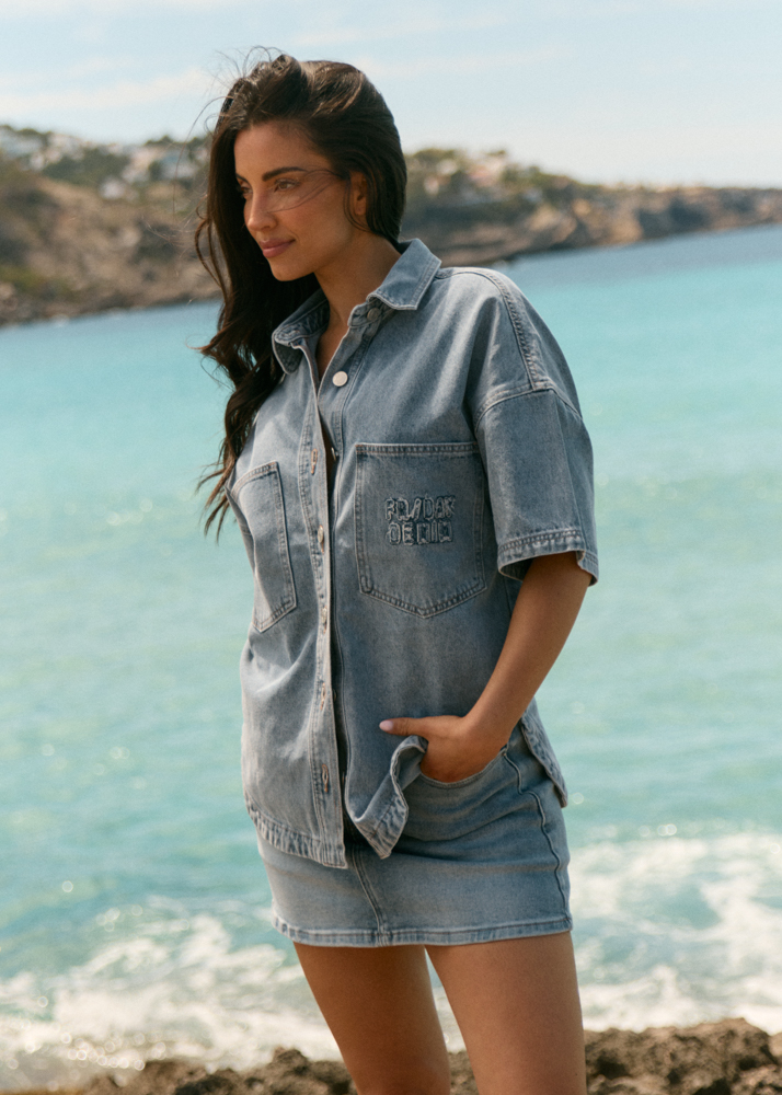 Oversized denim blouse korte mouw