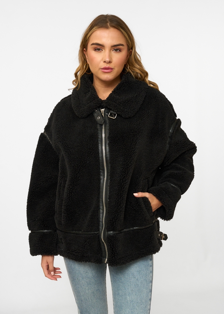 Lia lammy jacket zwart