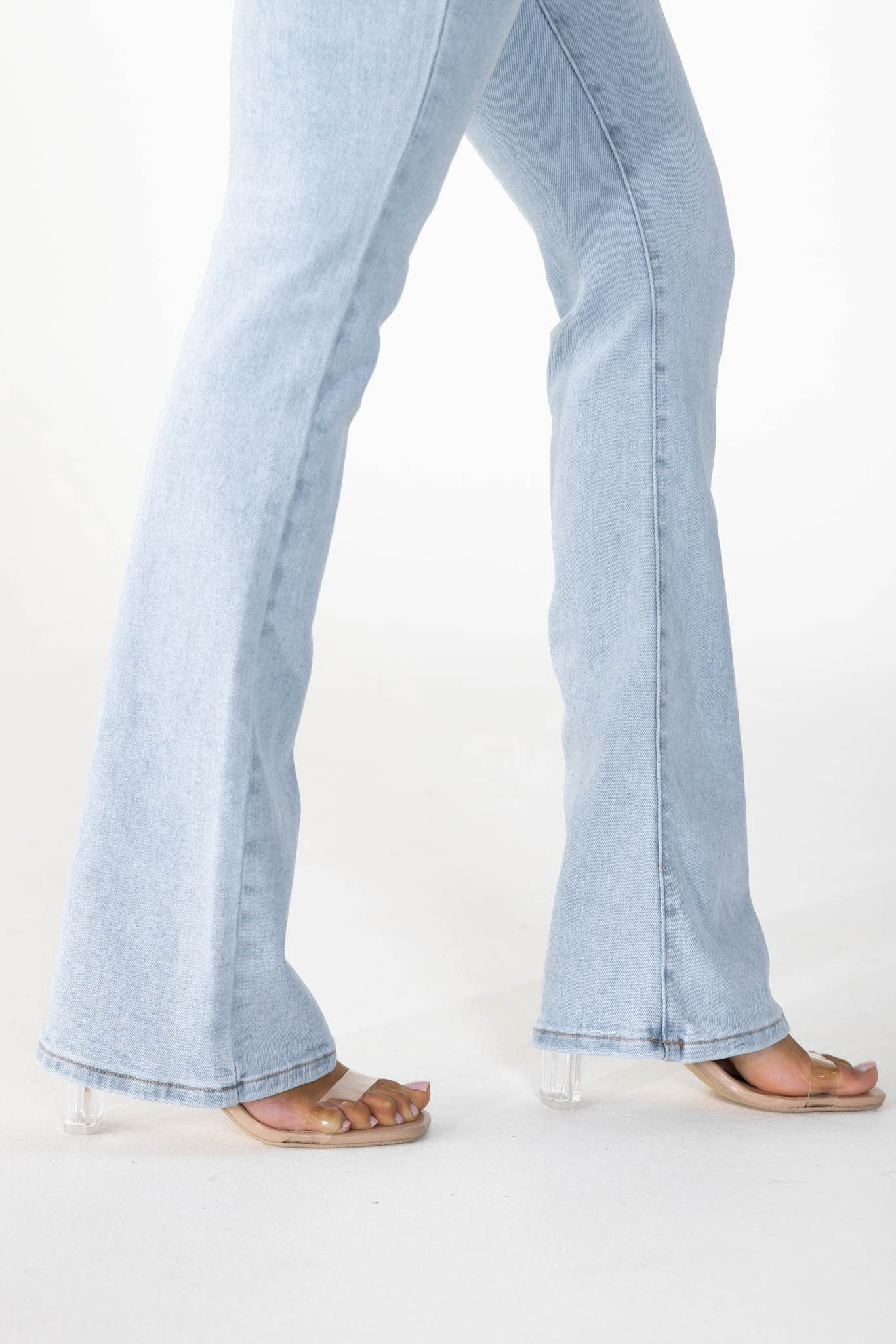 Flared jeans lichtblauw