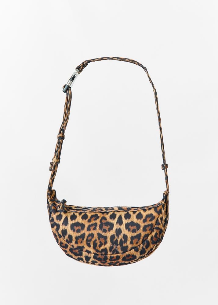 Louise tas