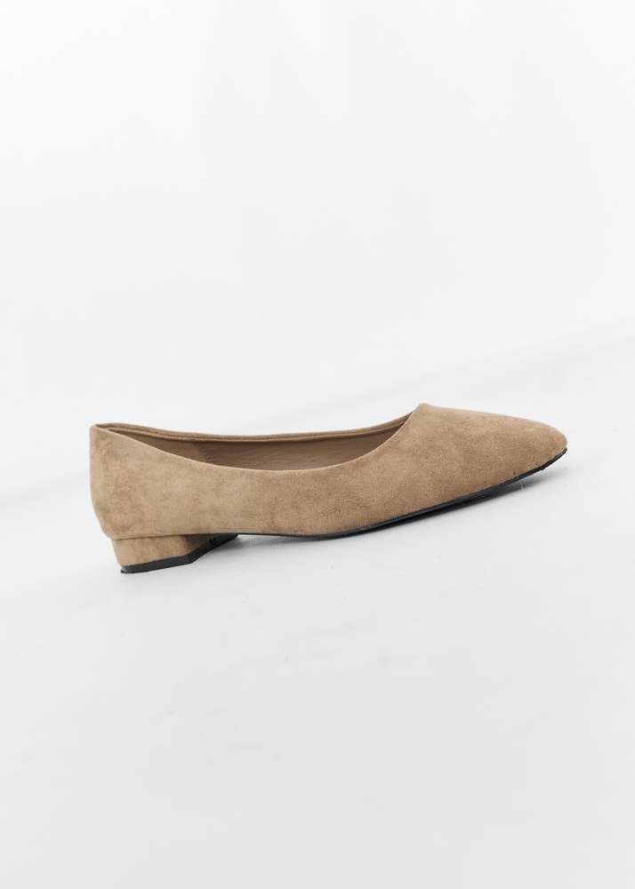Elin ballerina's